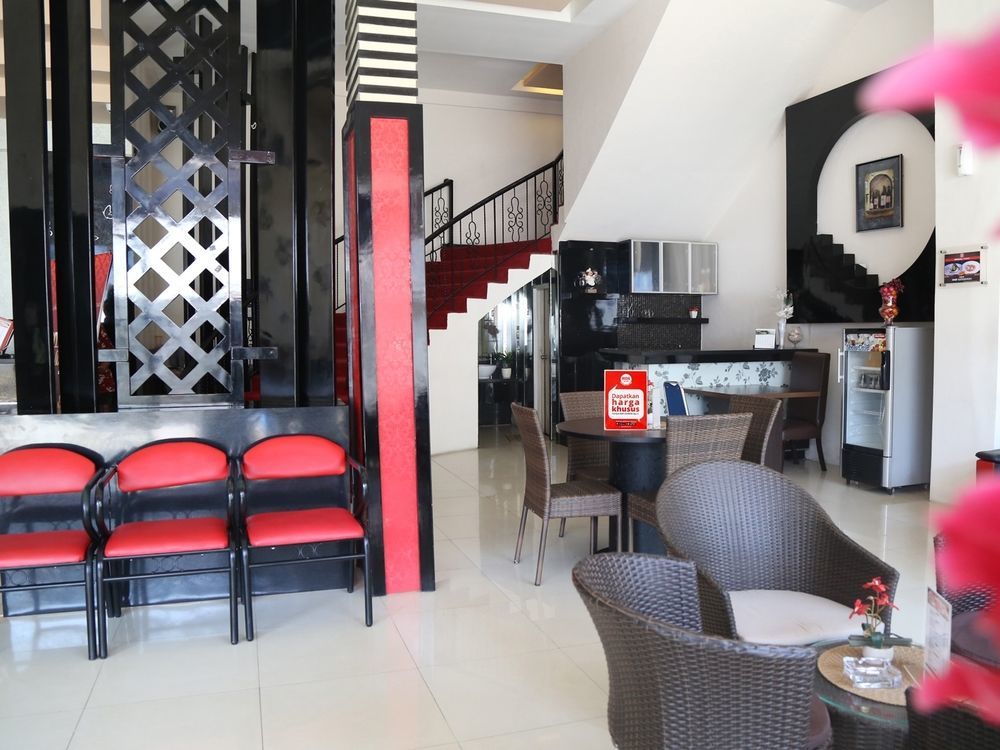 Hotel Mangga Dua Makassar Bagian luar foto