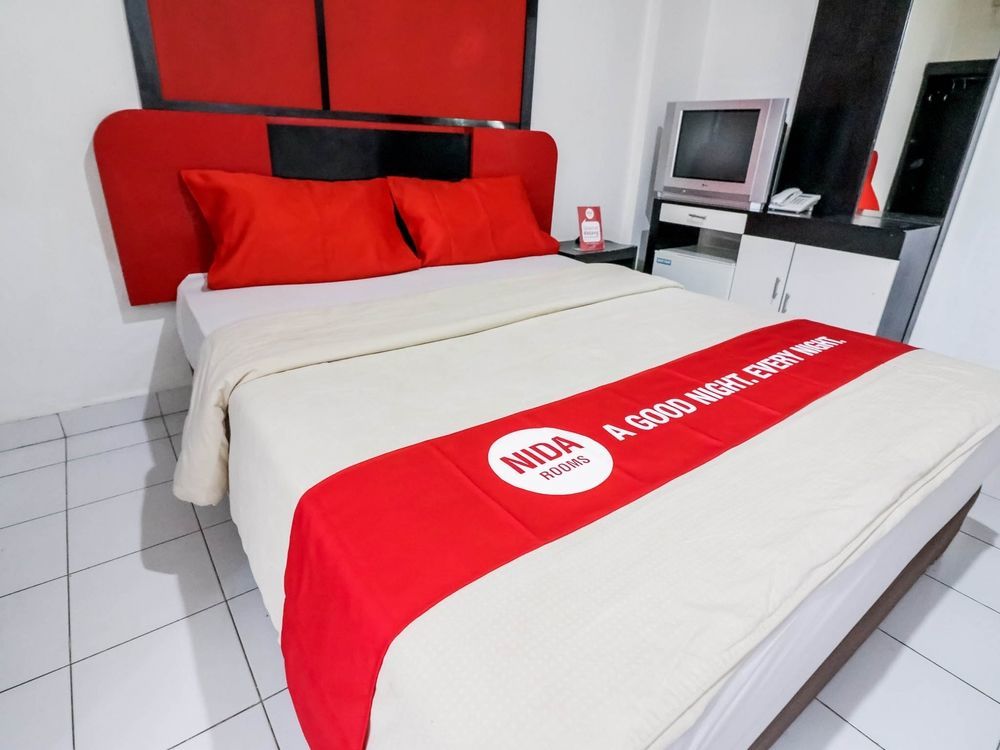 Hotel Mangga Dua Makassar Bagian luar foto